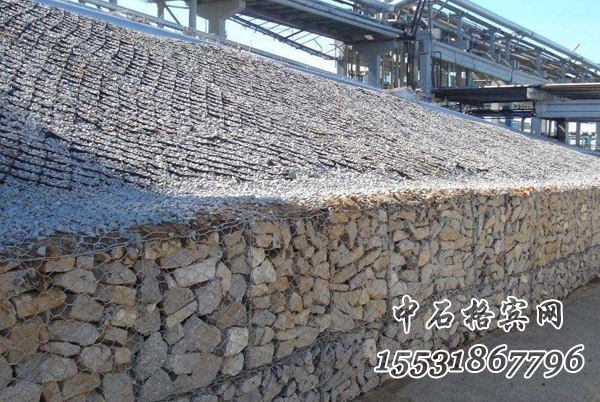 格賓網(wǎng)擋墻.jpg
